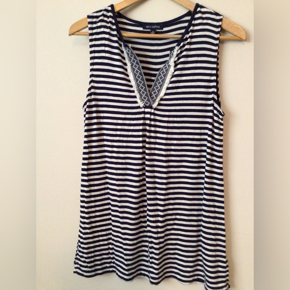 Max Edition woman’s tank top. Size small.